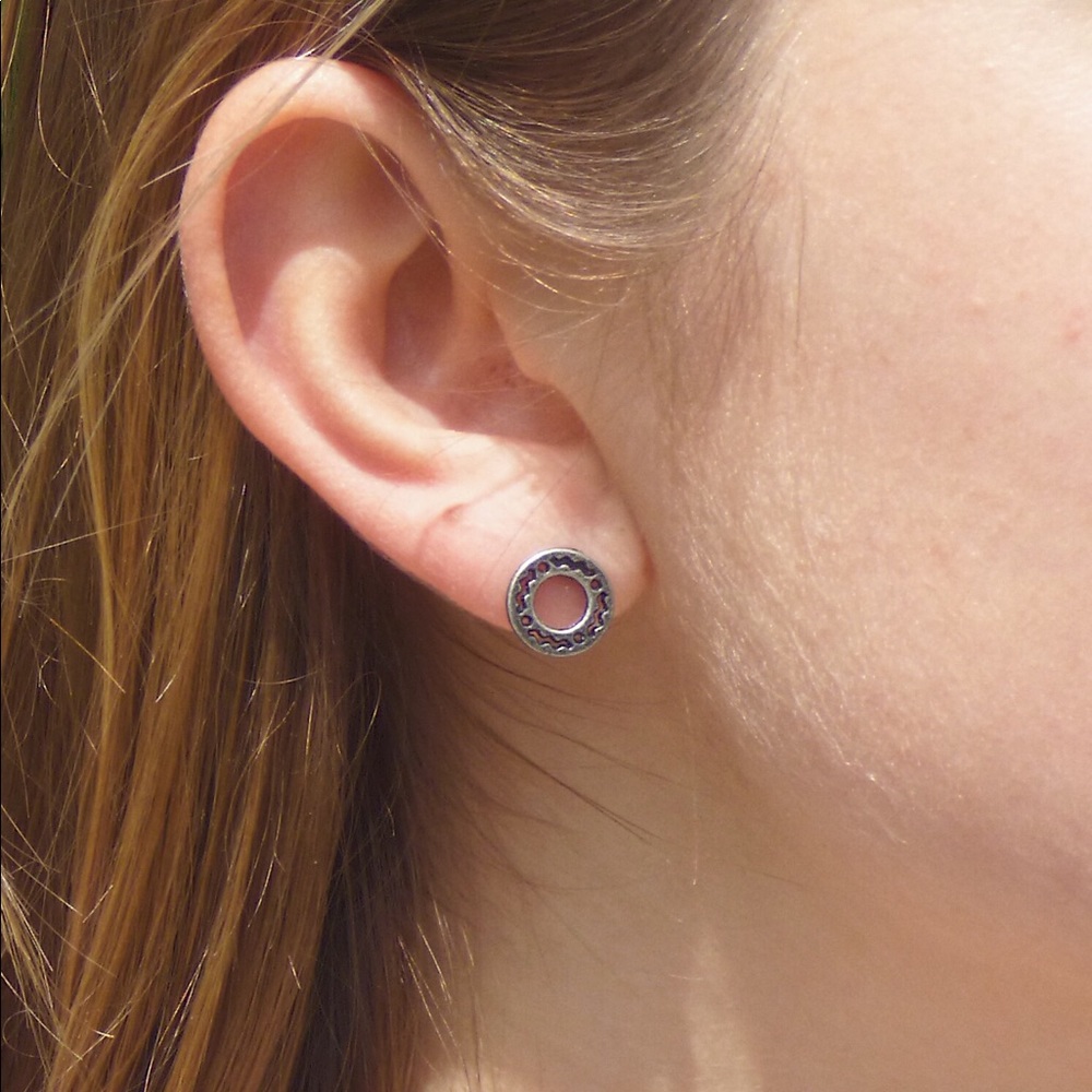 Dainty Circle studs